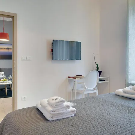 Apartment D&a Center With Free Parking *