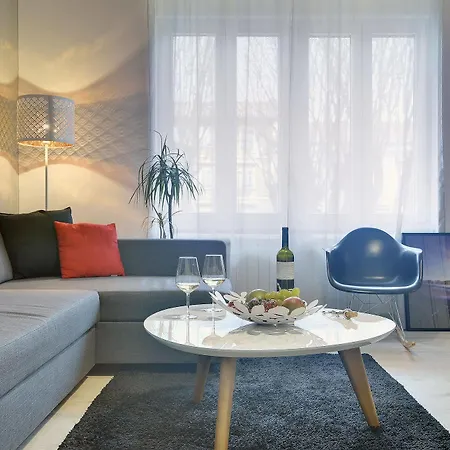 Apartment D&a Center With Free Parking *