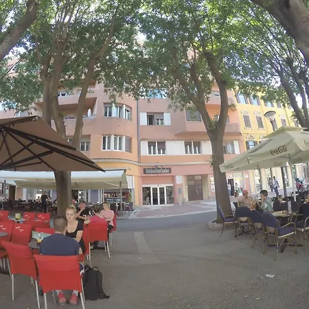 D&a Center With Free Parking Διαμέρισμα *